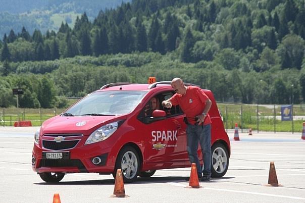 Chevrolet und TCS kooperieren bei Jugendfahrlagern